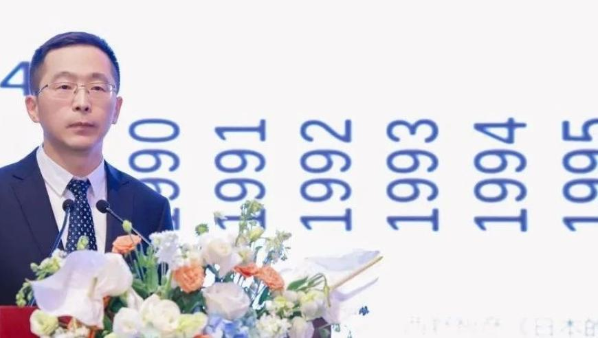 政务大厅公职人员工作时间睡觉,494949最快开奖4949结果,动态词语解释落实_基础版V4.44